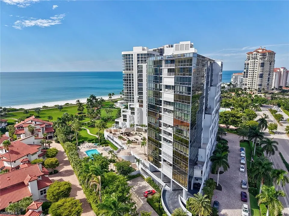 4751 Gulf Shore Blvd N #602