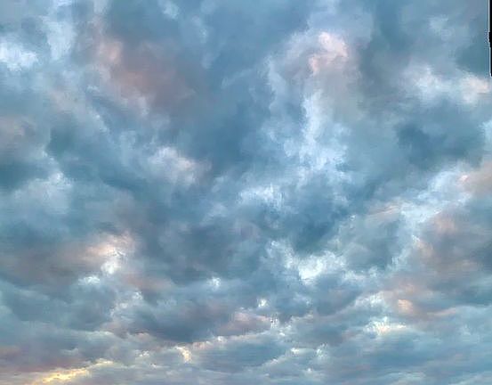 Touch the sky. 