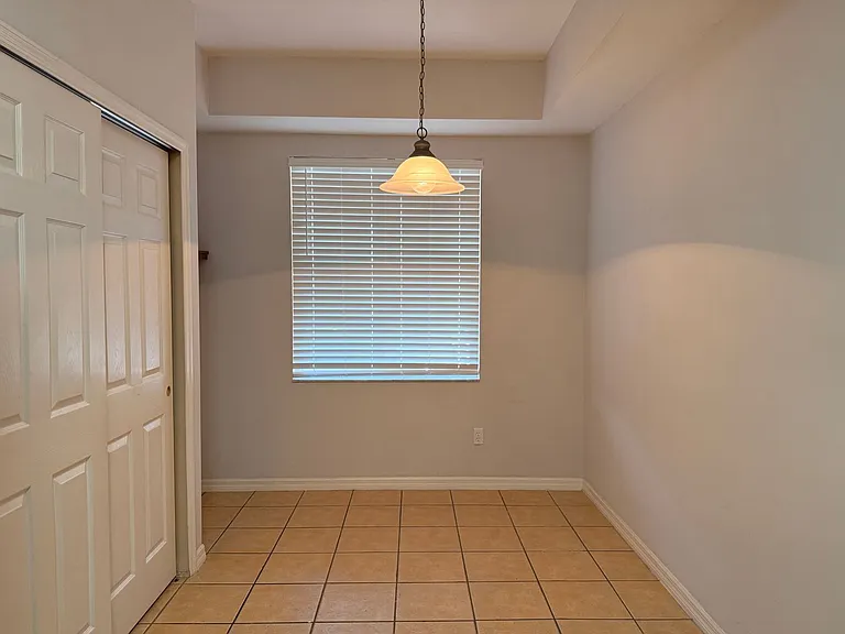 9434 Myrtle Creek Ln #911 — Photo 6