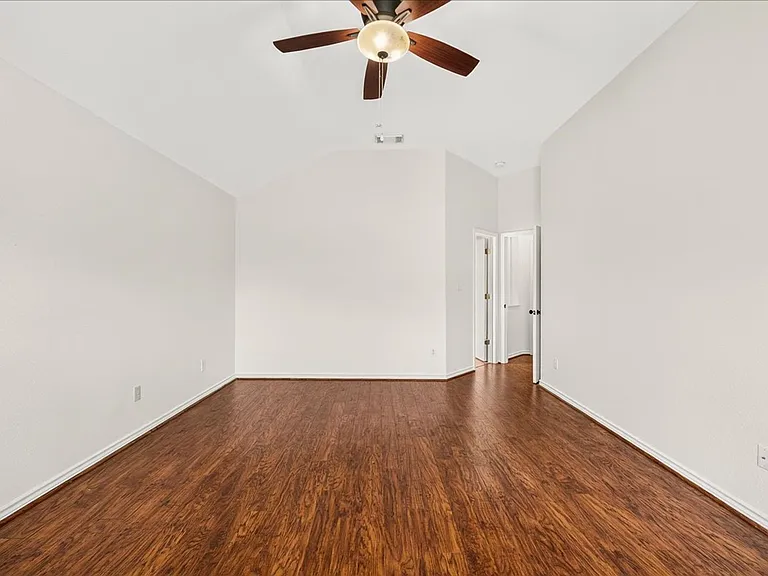 3810 Los Arroyos — Photo 19