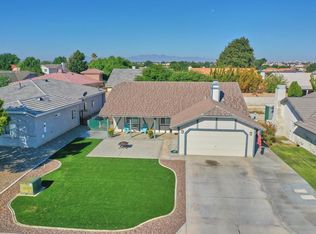 13260 Riverview Dr, Victorville, CA 92395