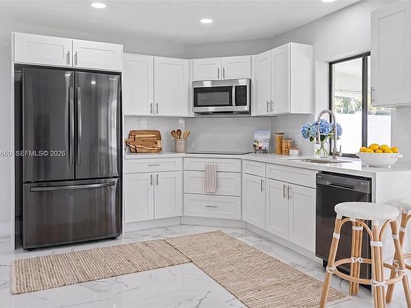 4th image of 1417 Everest Pkwy