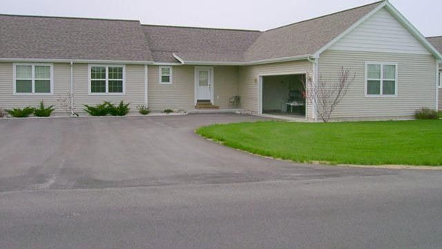1st image of 1689 Chartwell Dr