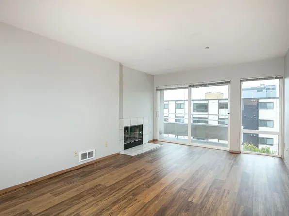 West Republican Place, 323 W Republican St APT 302, Seattle, WA 98119