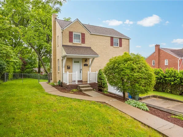 4967 Roberta Dr, Pittsburgh, PA 15236