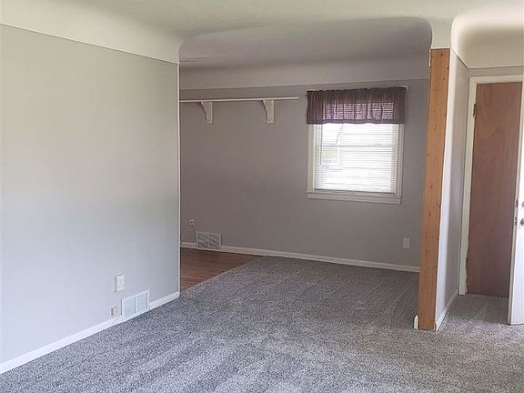 3rd image of 1132 S West Ave