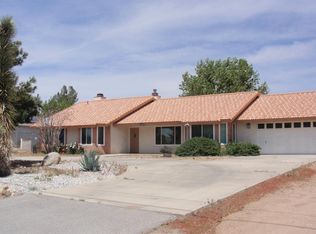 16590 Ash St, Hesperia, CA 92345