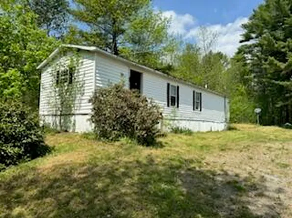 15 Huffs Corner Road, Wellington, ME 04942