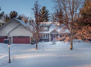 4450 River Dr, Plover, WI 54467