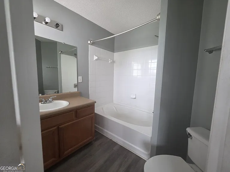 132 Hawkeye Ln — Photo 16