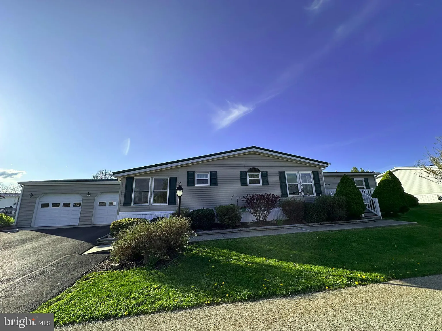 180 Audrey Ln photo 1