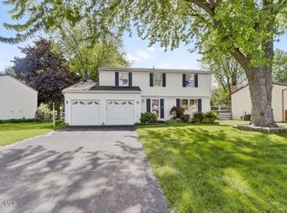 2203 Longport Dr, Maumee, OH 43537
