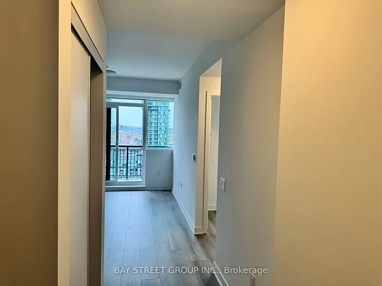 1185 Dupont St #1611 — Photo 6
