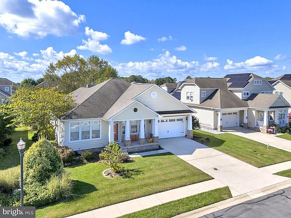 4th image of 17269 Dorsey St