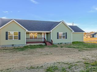 15 Kyle St, Rainsville, AL 35986