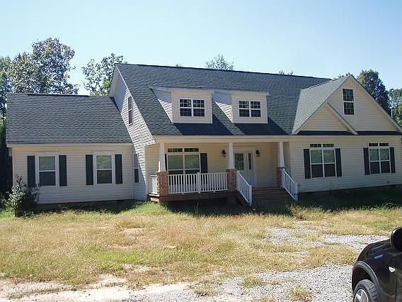Great cape cod in a country setting!
