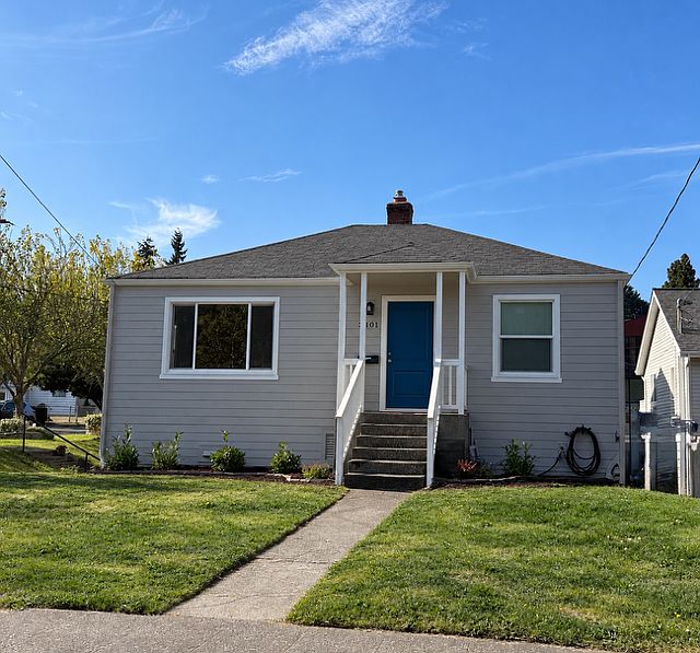 1st image of 3401 33rd Ave W