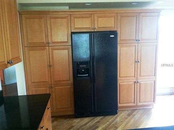 5th image of 4750 Dolphin Cay Ln S APT 201