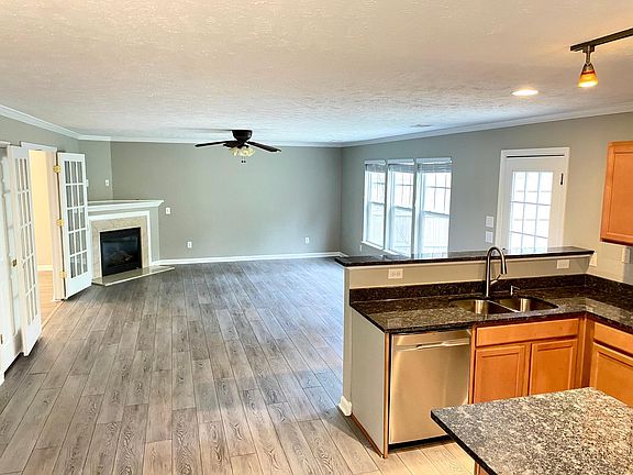 Family Room & Kitchen