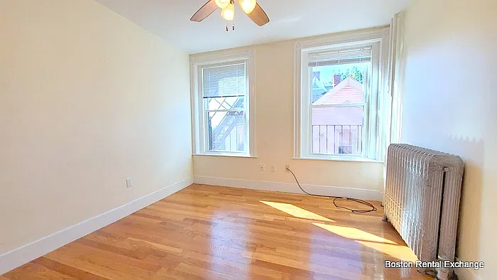 1 bed, 1.0 bath, $2,350 — Photo 1