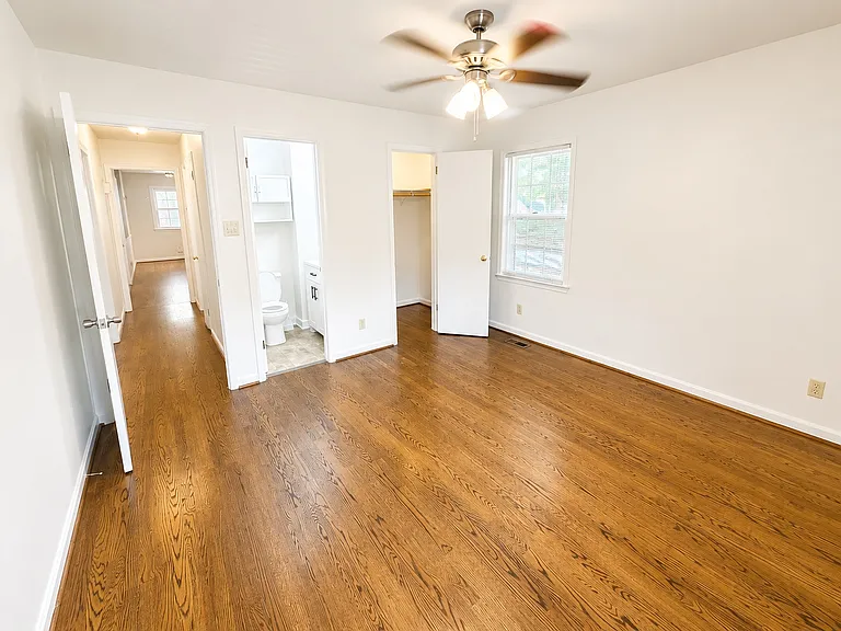 2312 Sierra Dr — Photo 7