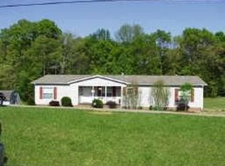 2575 Farms Cir, Woodlawn, TN 37191