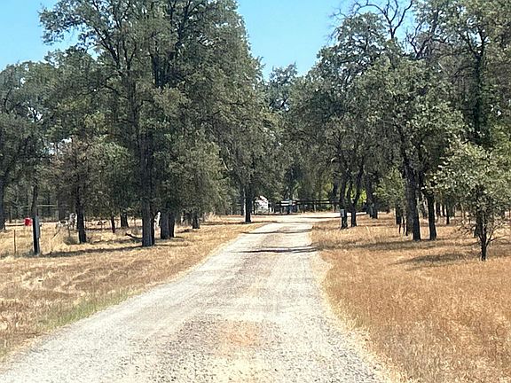 5th image of 21400 Roughout Rd