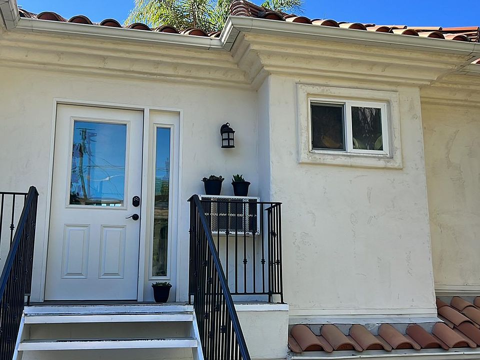 1st image of 1302 Clarence Dr #1302