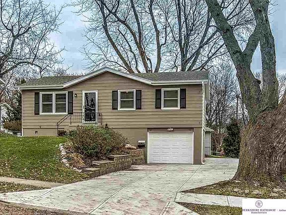 2nd image of 3731 S 91st St