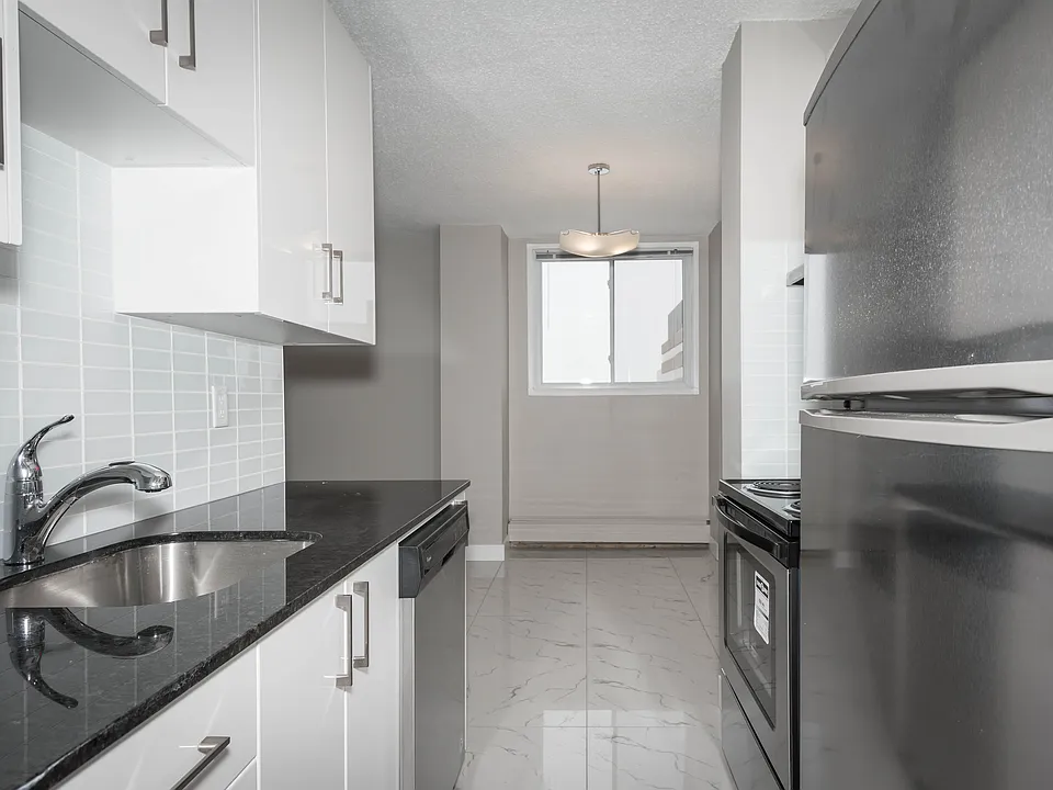 12225 Stony Plain Rd NW