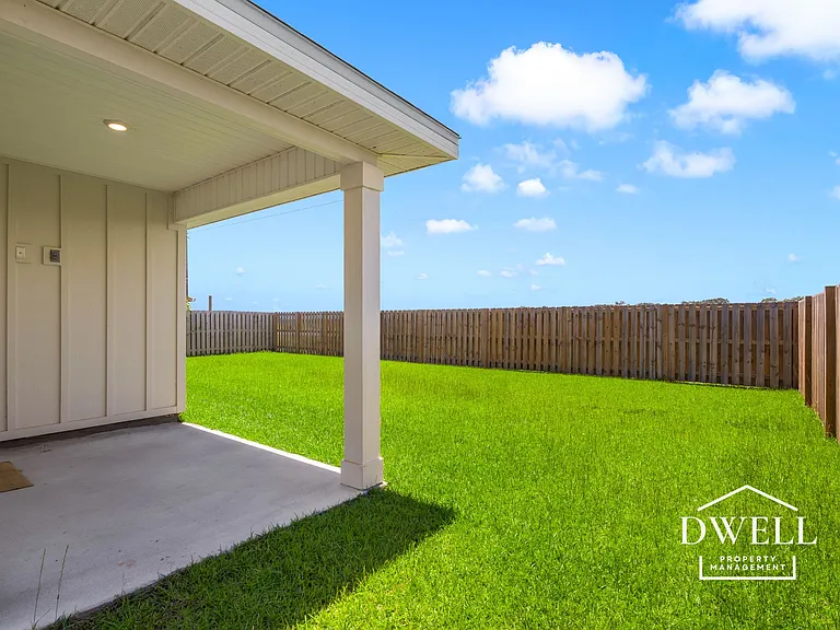 1009 Hayward Loop — Photo 31