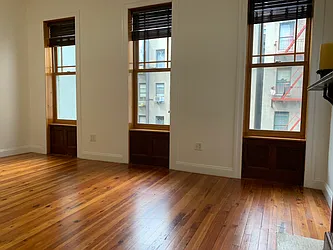 Rented by Harlem Lofts