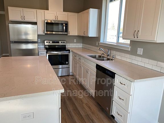4th image of 4634 S Yakima Ave APT A