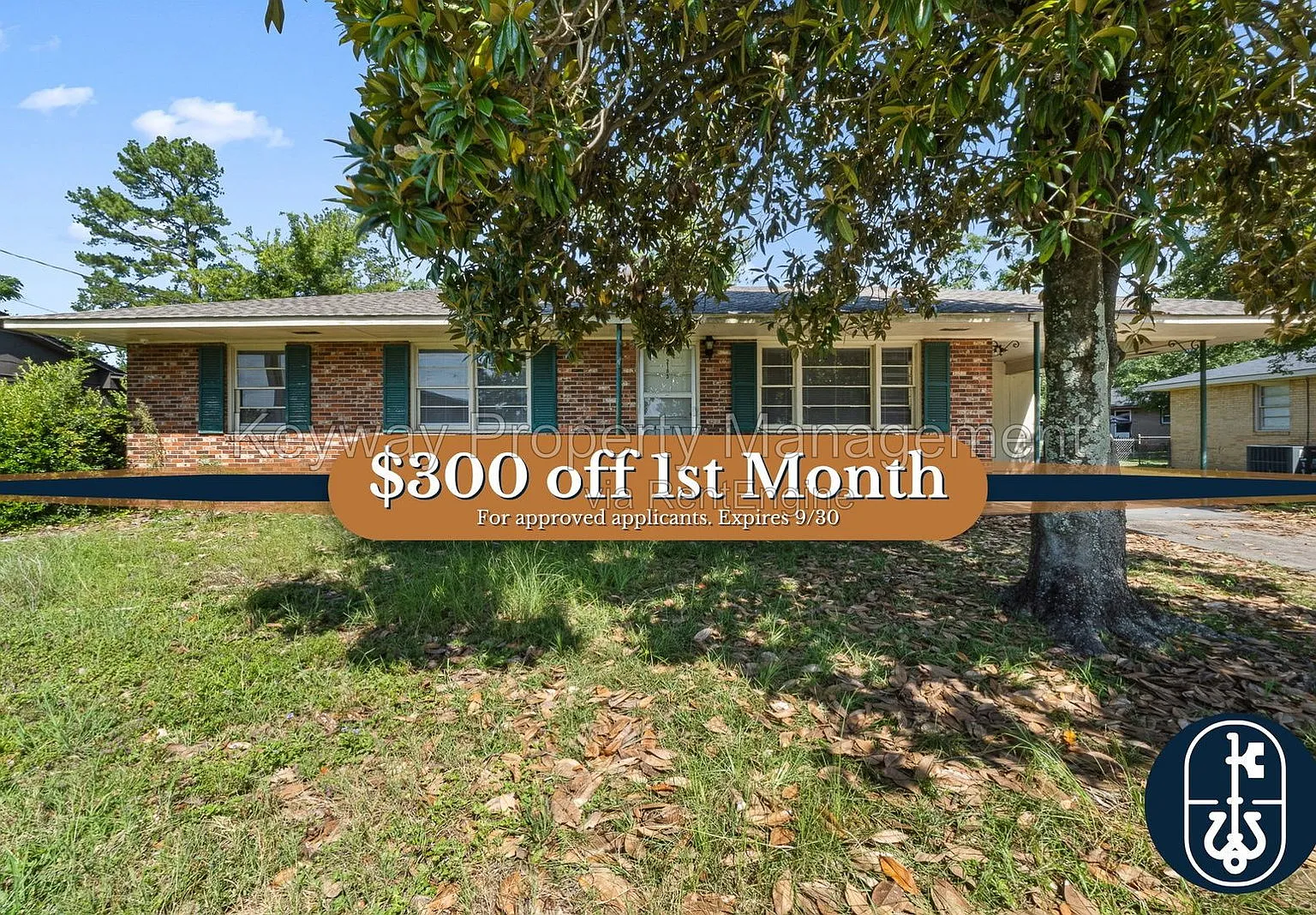 3 bed, 1.5 bath, 1242 sqft, $1,400 — Photo 1