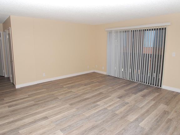 5th image of 1702 E Erie St APT 3