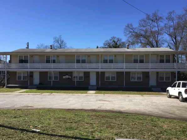 505 N Broad St APT 5, Clinton, SC 29325