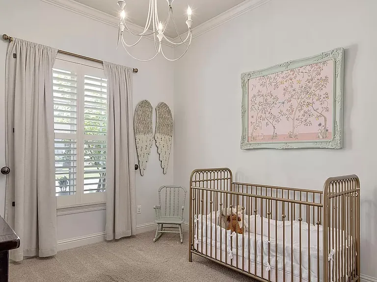 205 Oak Path Dr — Photo 9