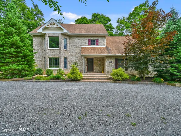 322 Scenic Dr, Blakeslee, PA 18610