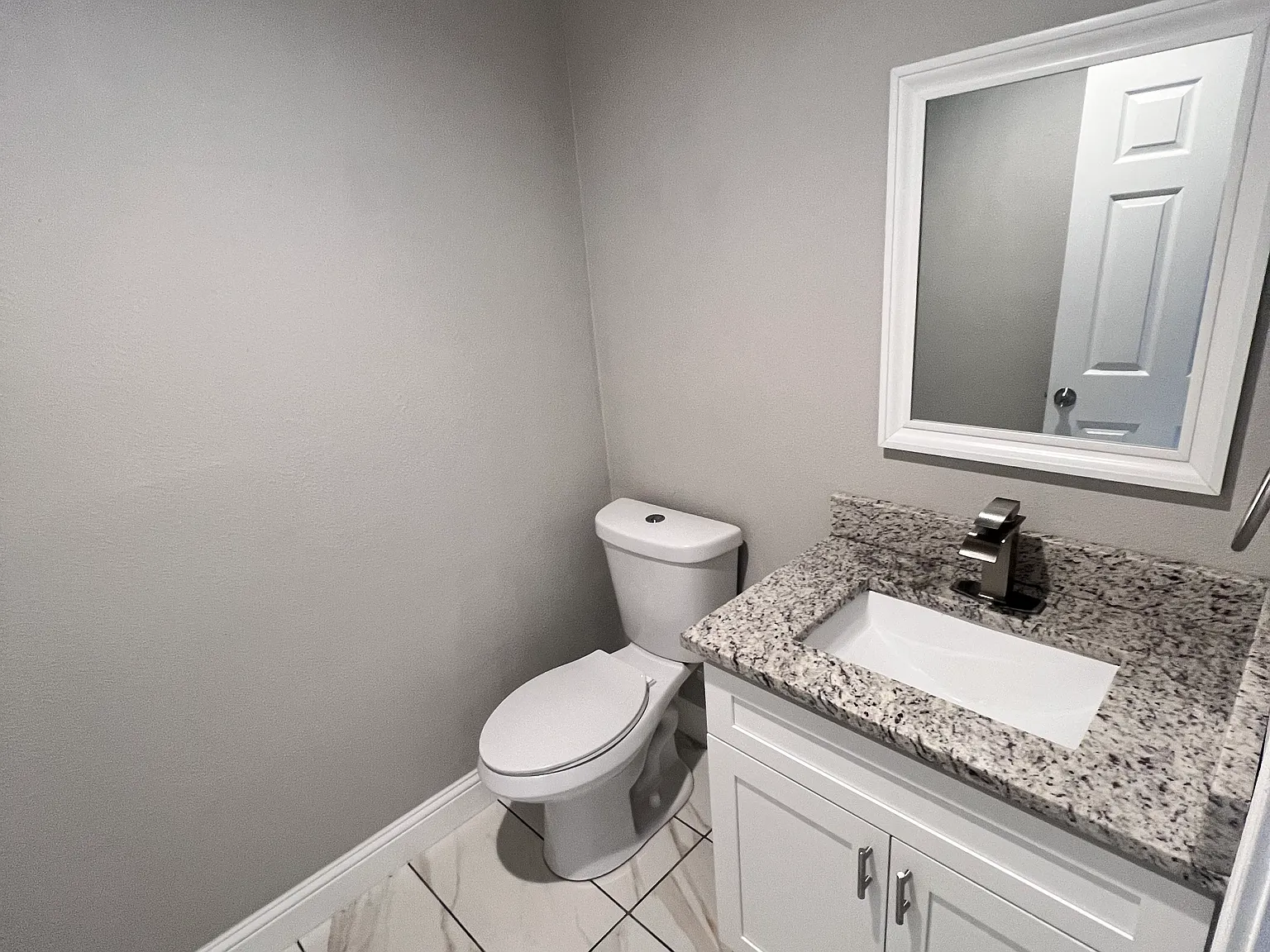 1 bed, 1.5 bath, 928 sqft, $1,499 — Photo 4