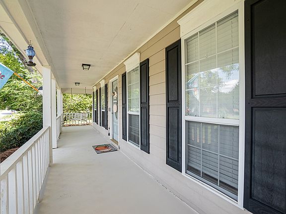 3rd image of 235 Mayfield Dr