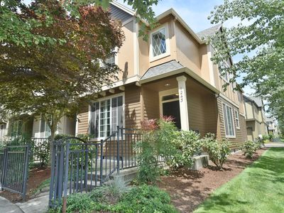 1243 SE Roundelay St, Hillsboro, OR, 97123