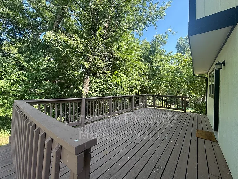 5117 S Lions Ave — Photo 18