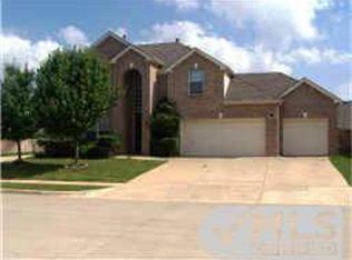 5052 Raisintree Dr, Fort Worth, TX 76244
