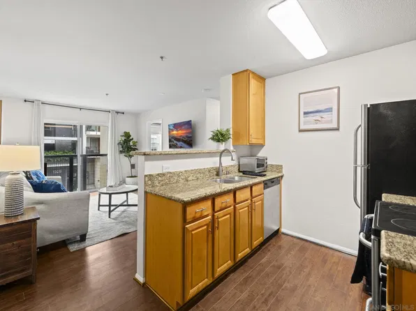 1970 Columbia St Unit 312, San Diego, CA 92101