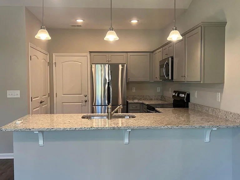 286 Maidens Choice Rd — Photo 11
