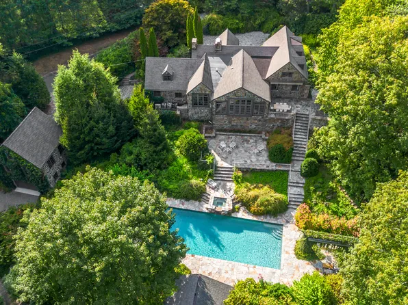 56 Charcoal Hill Road, Westport, CT 06880