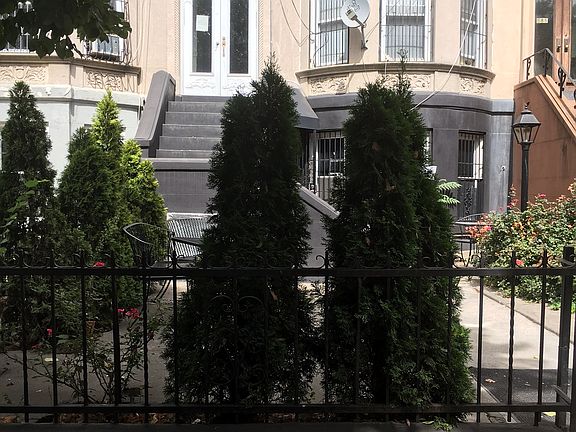 5th image of 583 Eastern Pkwy