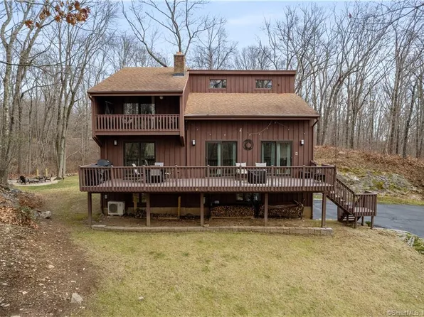52 Brainard Hill Road, Haddam, CT 06441