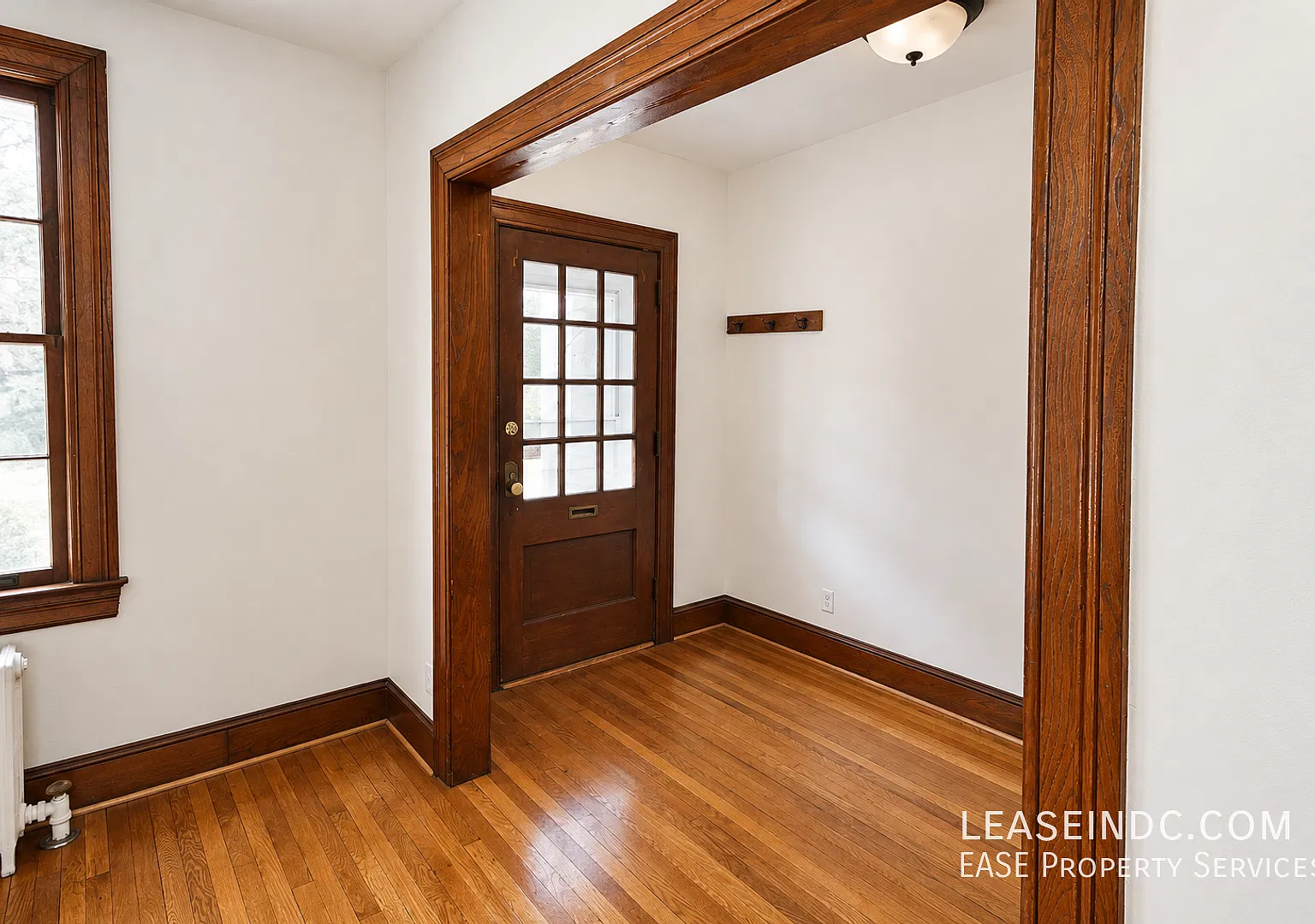 3 bed, 1.5 bath, 1760 sqft, $4,100 — Photo 3