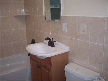 2nd image of 4 Dogwood Ln